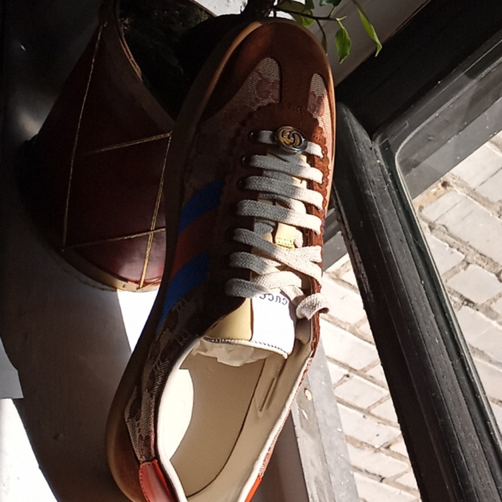 Gucci shoes